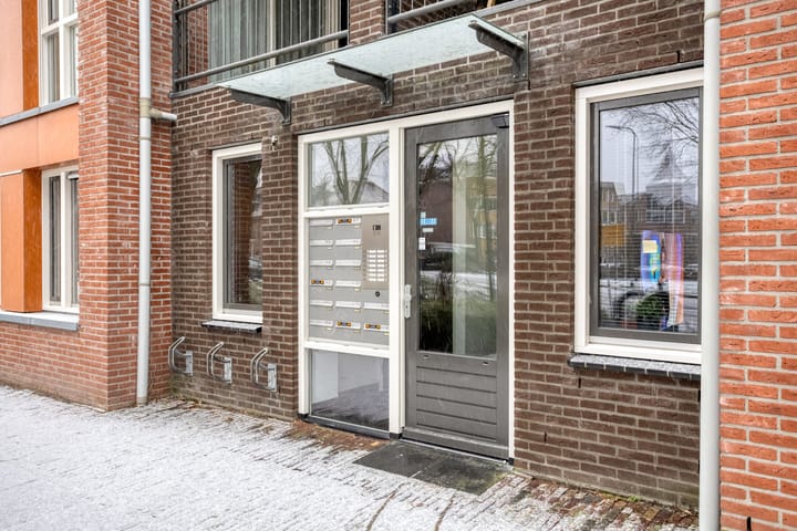 Foto 2 van Oostwal 9-AP10