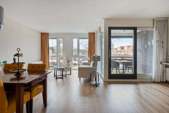 Foto 4 van Oostwal 9-AP10