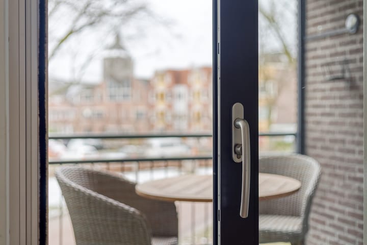 Foto 11 van Oostwal 9-AP10