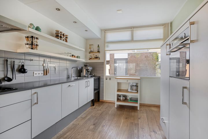 Foto 12 van Breitnerhof 70