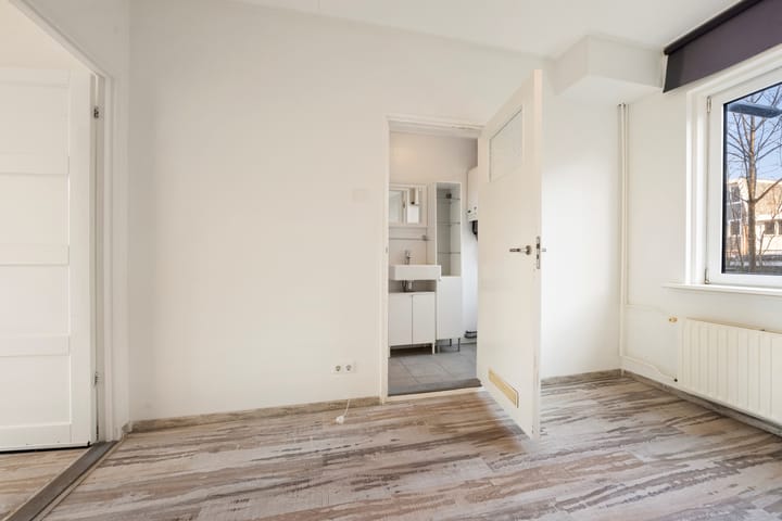 Photo 10 of Pasteurstraat 77