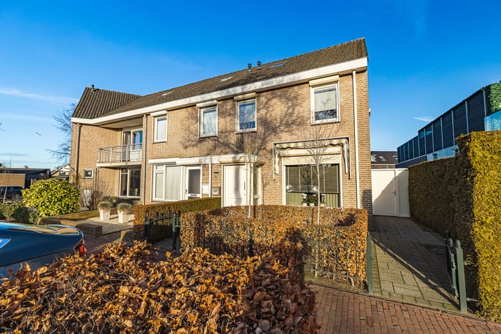 Photo 2 of Sint Janstraat 11