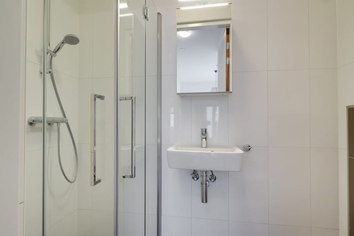 Photo 8 of Kanaalweg 95-1