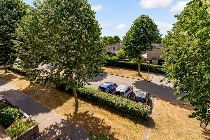 Foto 38 van Picassoweg 11