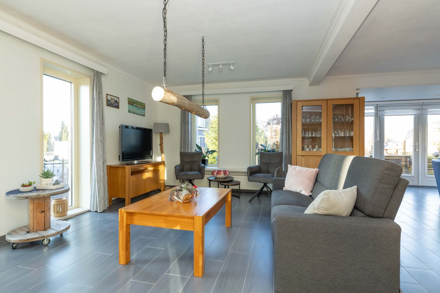 Foto 10 van Molenstraat 14