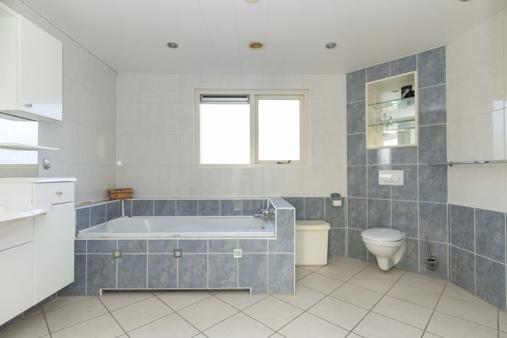 Foto 38 van Molenstraat 14