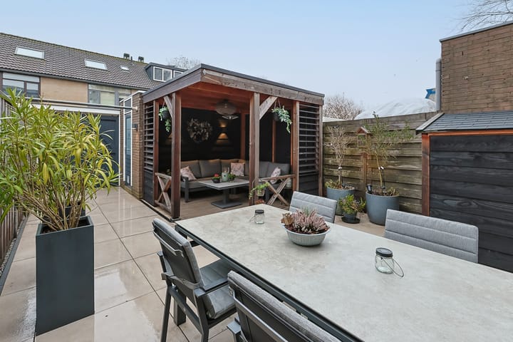 Foto 29 van Maarten 't Hartstraat 21