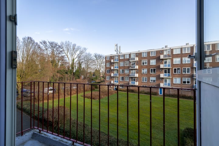 Photo 16 of van Hogendorplaan 40-C