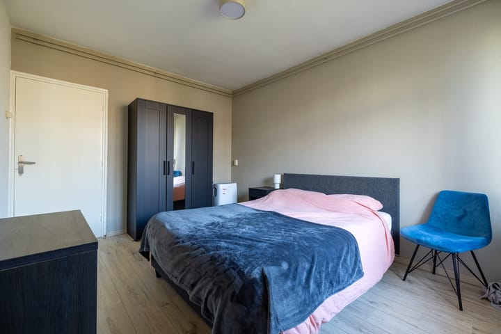 Photo 18 of van Hogendorplaan 40-C