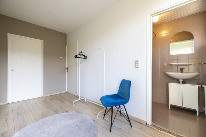 Photo 20 of van Hogendorplaan 40-C