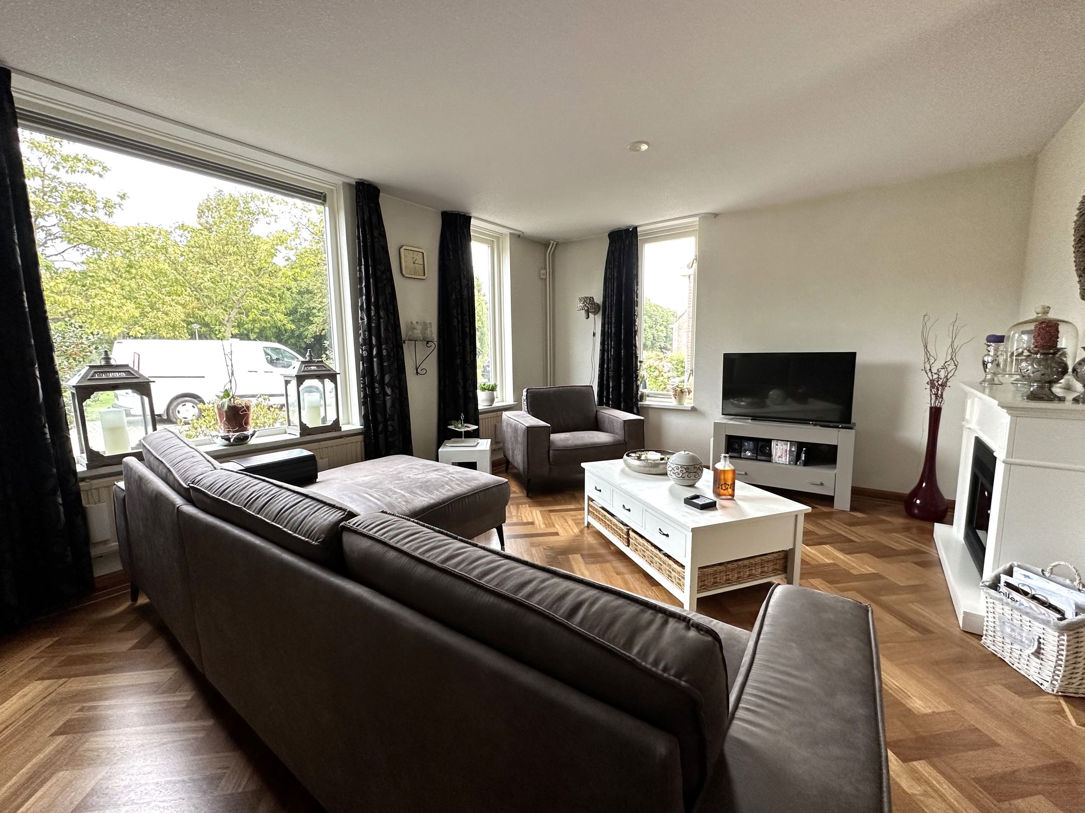 Photo 3 of Elgarstraat 32