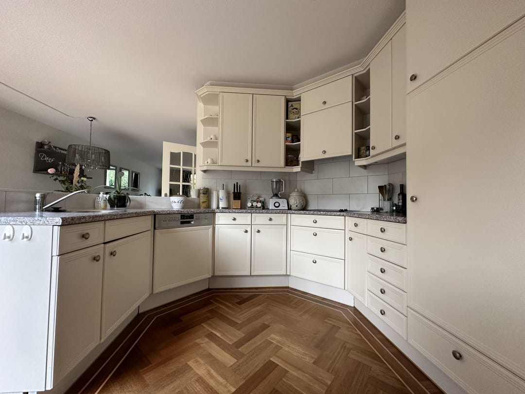 Photo 13 of Elgarstraat 32