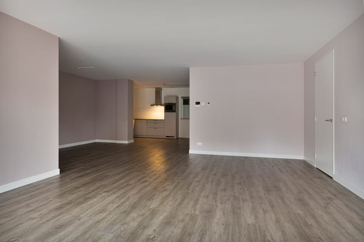 Photo 21 of Spoorstraat 38-H