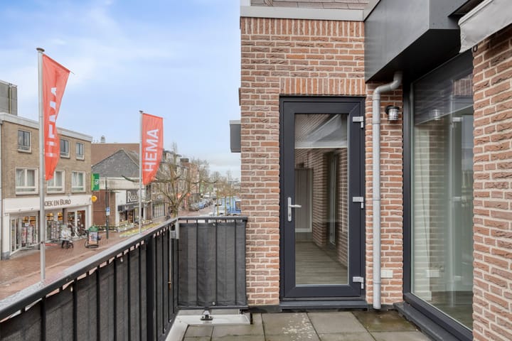 Photo 27 of Spoorstraat 38-H