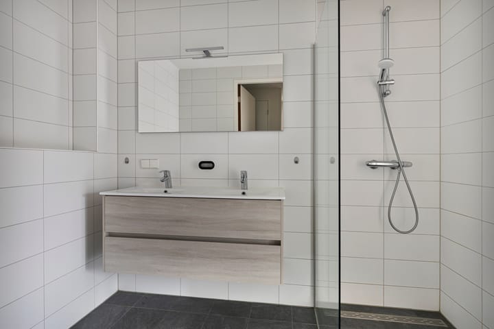 Photo 31 of Spoorstraat 38-H