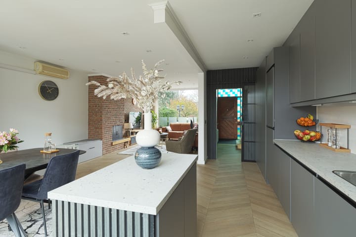 Foto 15 van De Genestetstraat 19