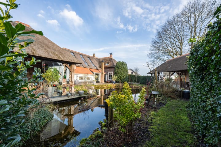 Foto 31 van Molenstraat 3