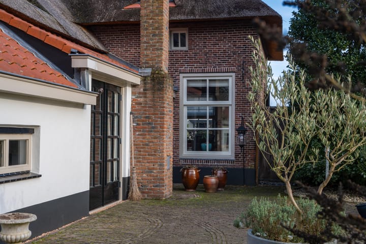 Foto 36 van Molenstraat 3