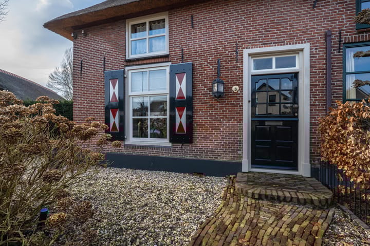 Foto 43 van Molenstraat 3