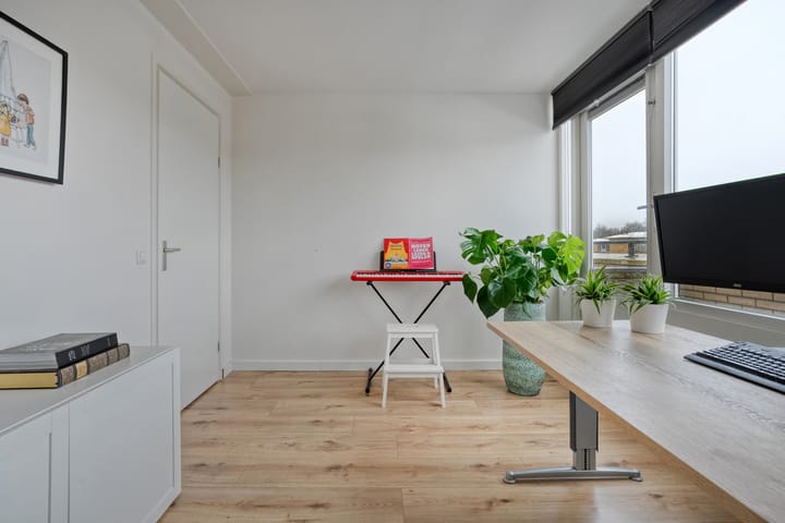 Foto 27 van Bremenstraat 68