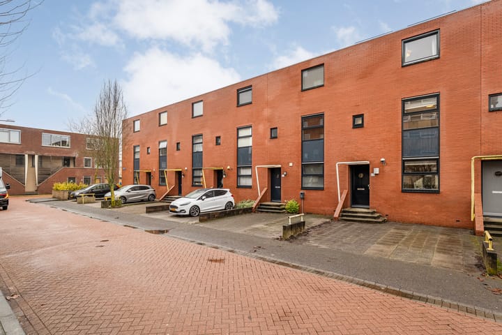 Foto 35 van Bremenstraat 68