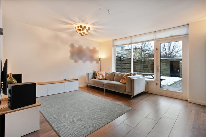 Foto 10 van Bremenstraat 68