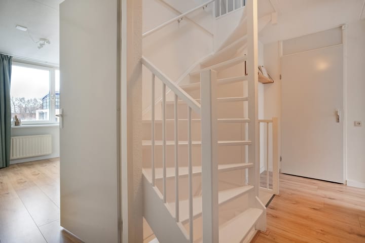 Foto 13 van Bremenstraat 68