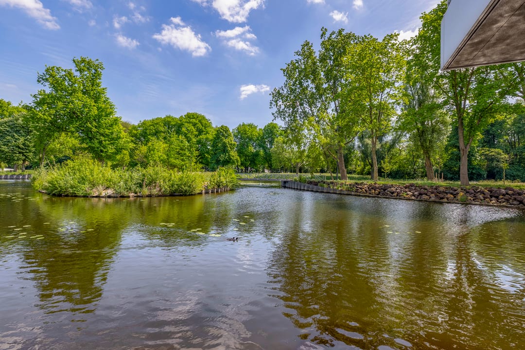 Photo 37 of Jan van Zutphenstraat 653