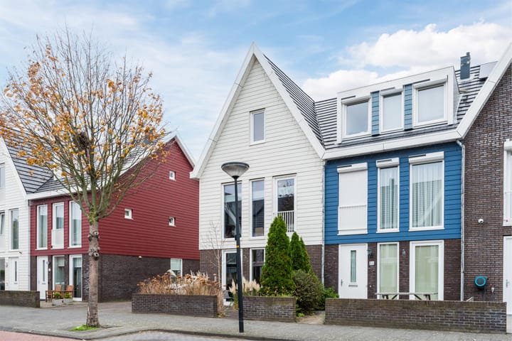 Hoekwoning te koop: Stavangerstraat 84, 'S-Gravenhage
