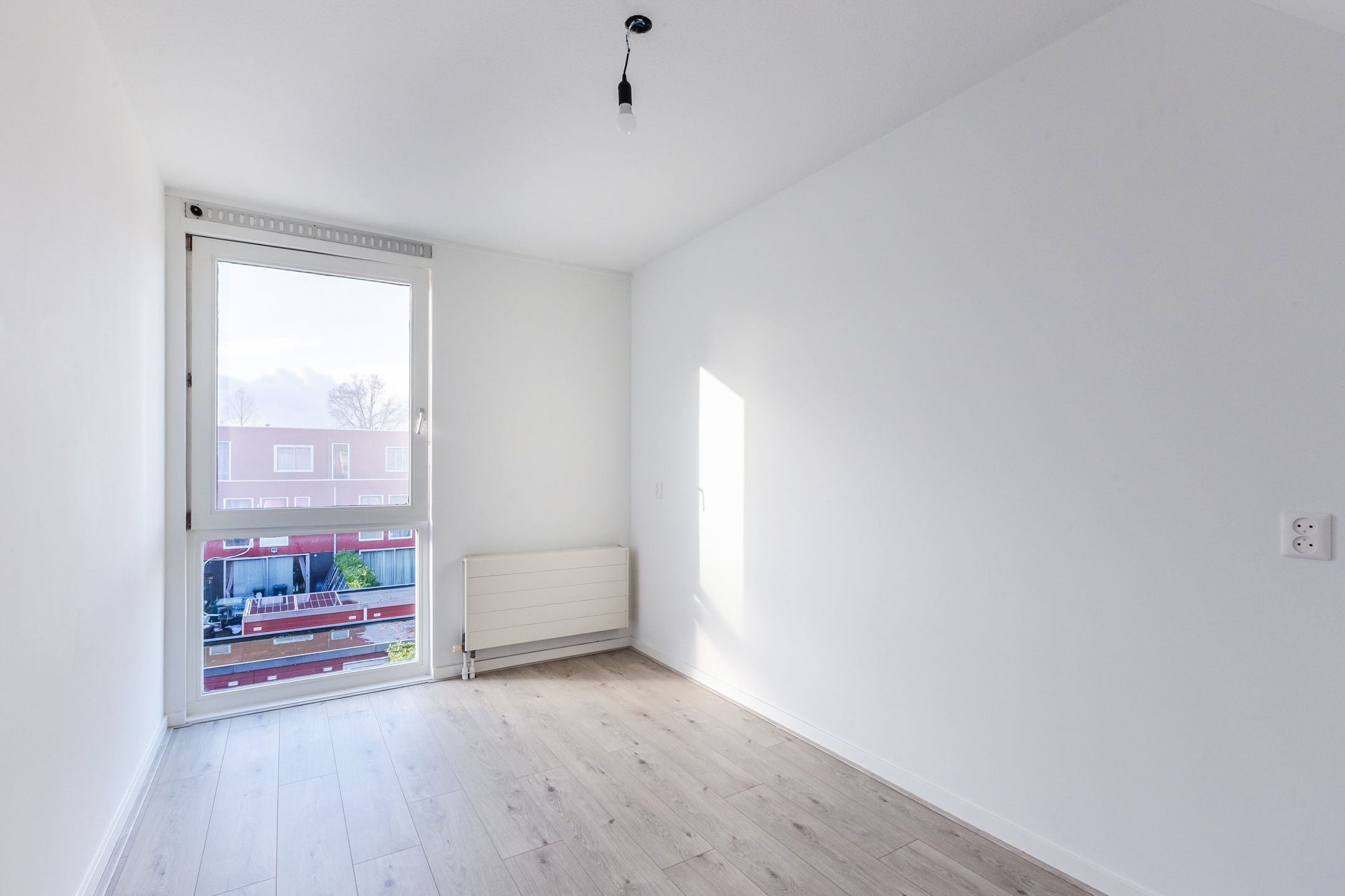 Photo 3 of Elisabeth Samsonstraat 9