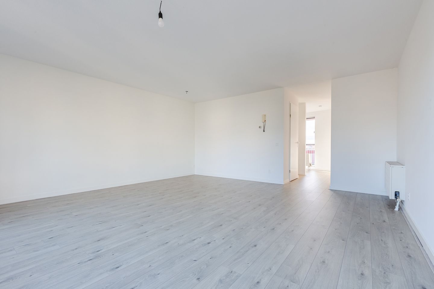 Photo 10 of Elisabeth Samsonstraat 9