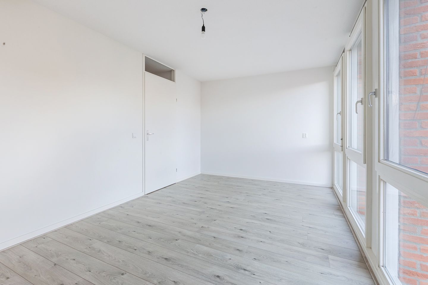 Photo 5 of Elisabeth Samsonstraat 9
