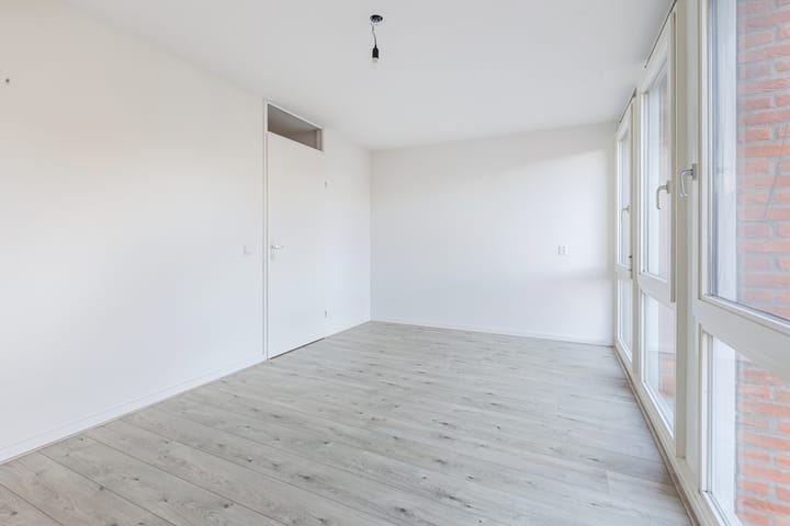 Foto 13 van Elisabeth Samsonstraat 9