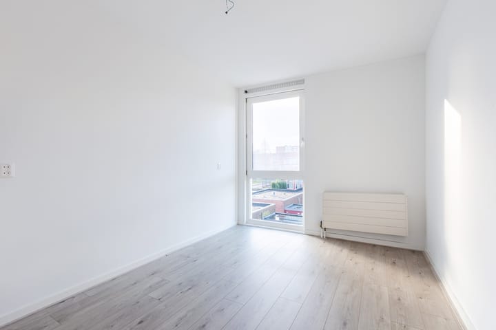 Foto 14 van Elisabeth Samsonstraat 9