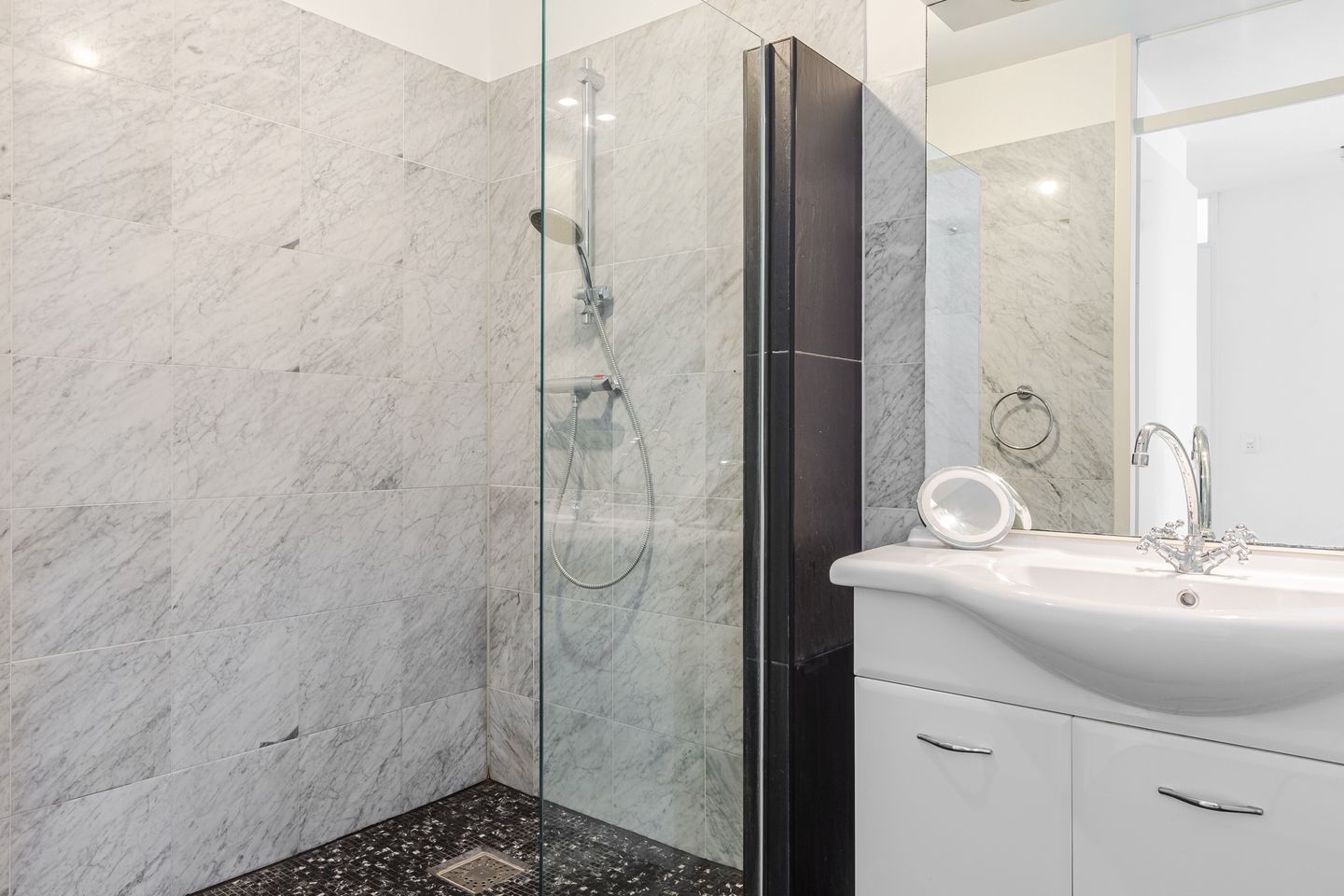 Foto 25 van Elisabeth Samsonstraat 9