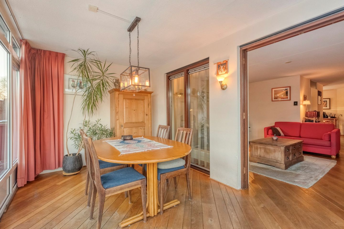 Photo 14 of Okkernoot 12