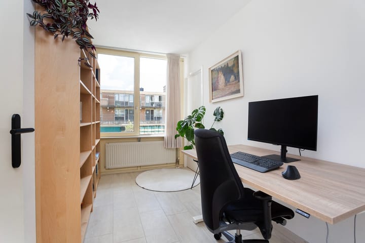 Foto 11 van Oranjeboomstraat 252-B