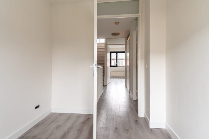 Foto 15 van Lastdragerstraat 58