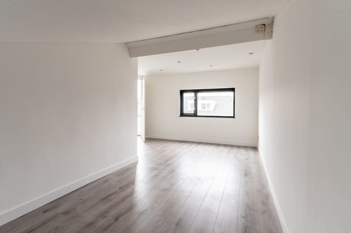 Foto 24 van Lastdragerstraat 58