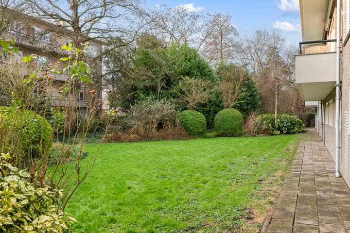 Foto 30 van Laurens Reaellaan 8-I