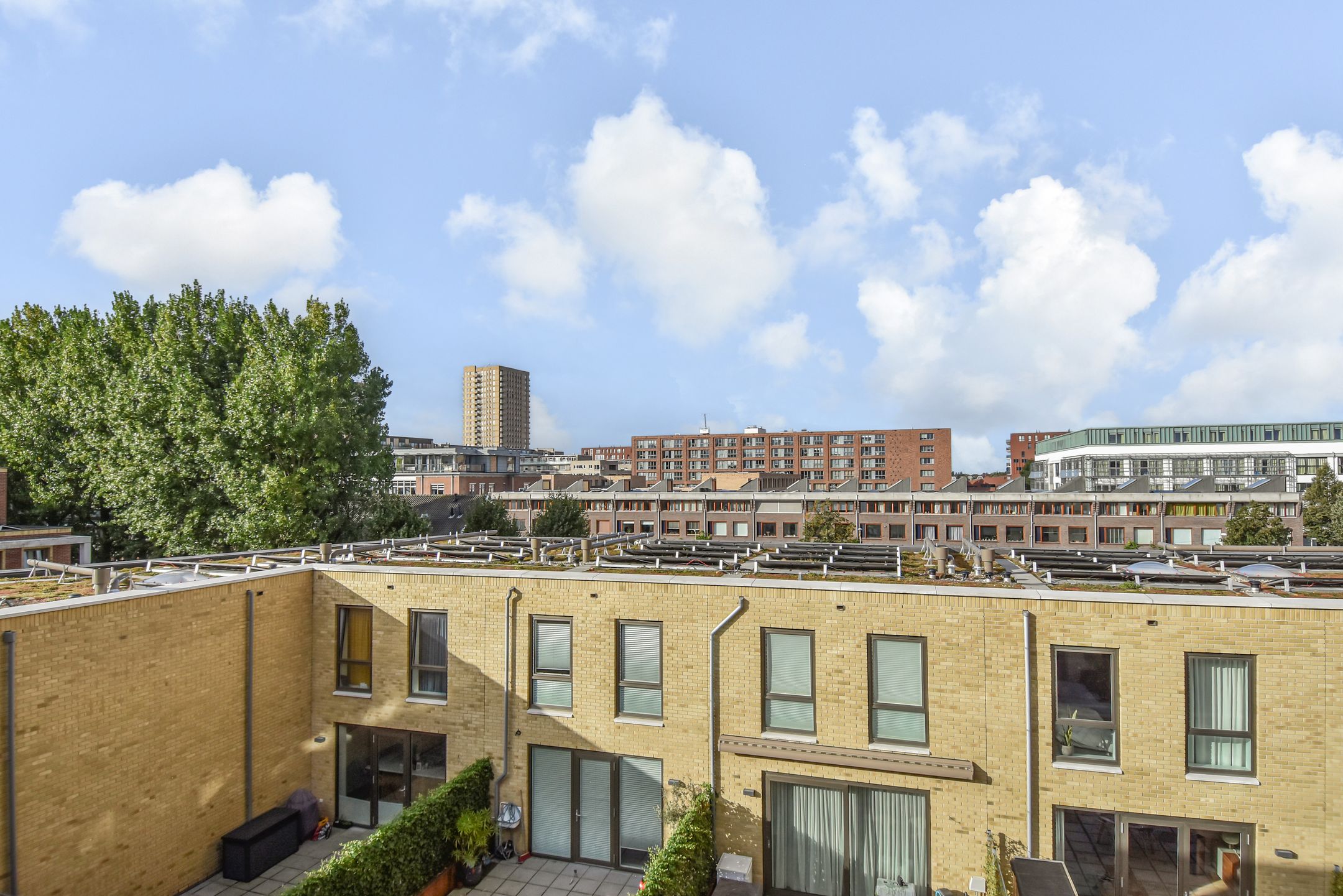 Foto 36 van Noord West Buitensingel 63