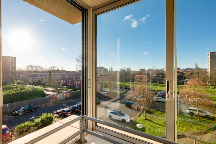 Foto 8 van Efua Sutherlandstraat 51