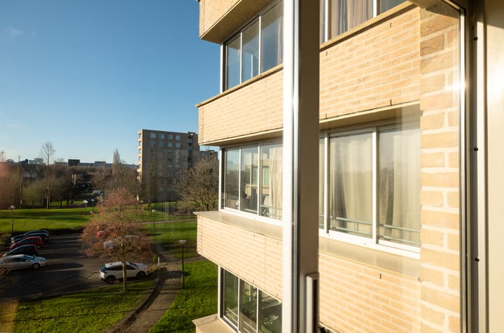 Foto 9 van Efua Sutherlandstraat 51