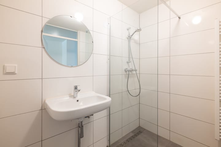 Foto 20 van Efua Sutherlandstraat 51