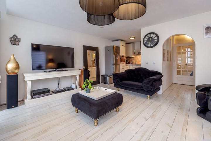 Foto 5 van Alban Bergstraat 25