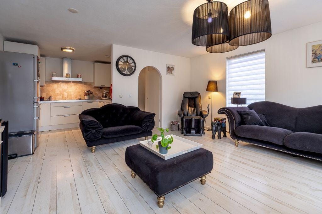 Foto 6 van Alban Bergstraat 25