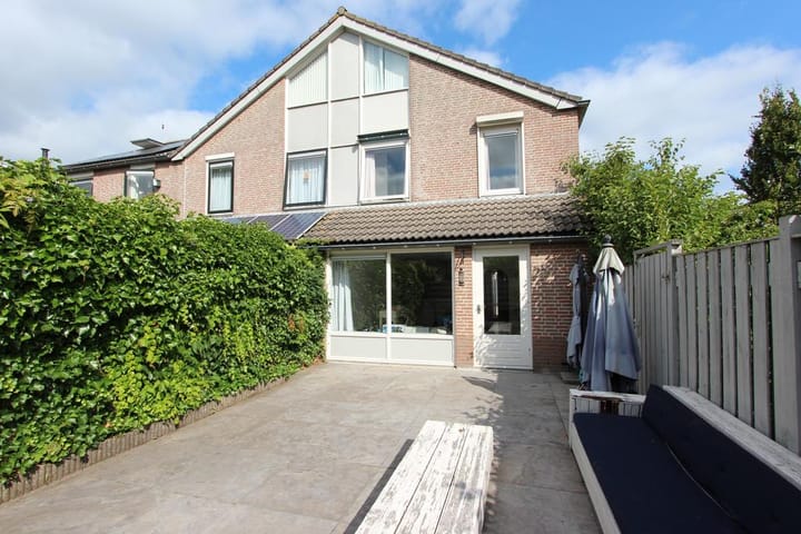 Foto 7 van Alban Bergstraat 25