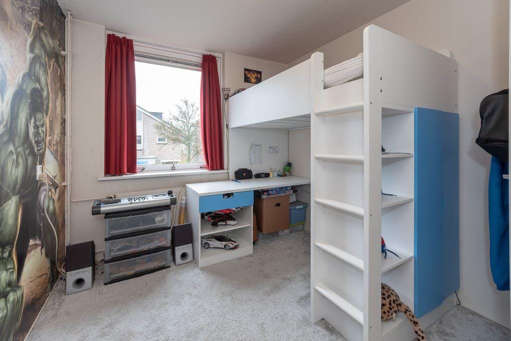 Foto 16 van Alban Bergstraat 25