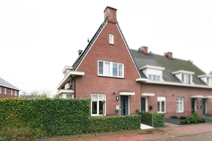 de Houtwerf 8