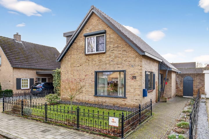 Photo 2 of Auke Vosstraat 78